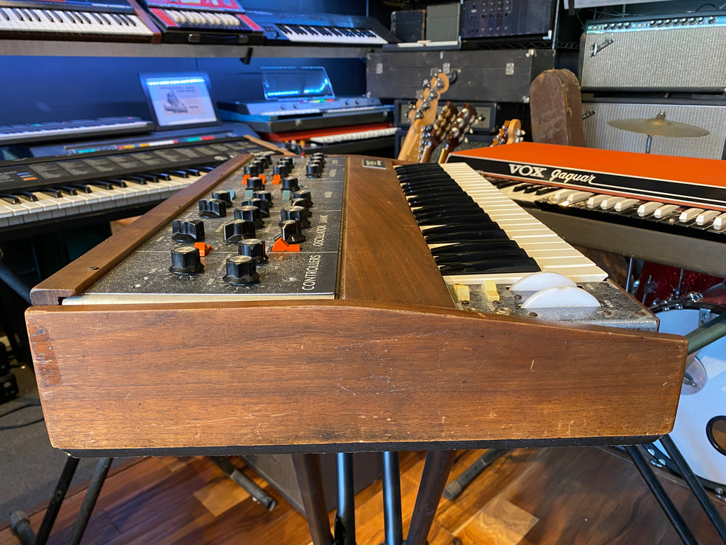 Moog Minimoog Model D 44-Key Monophonic Synthesizer Walnut 1973