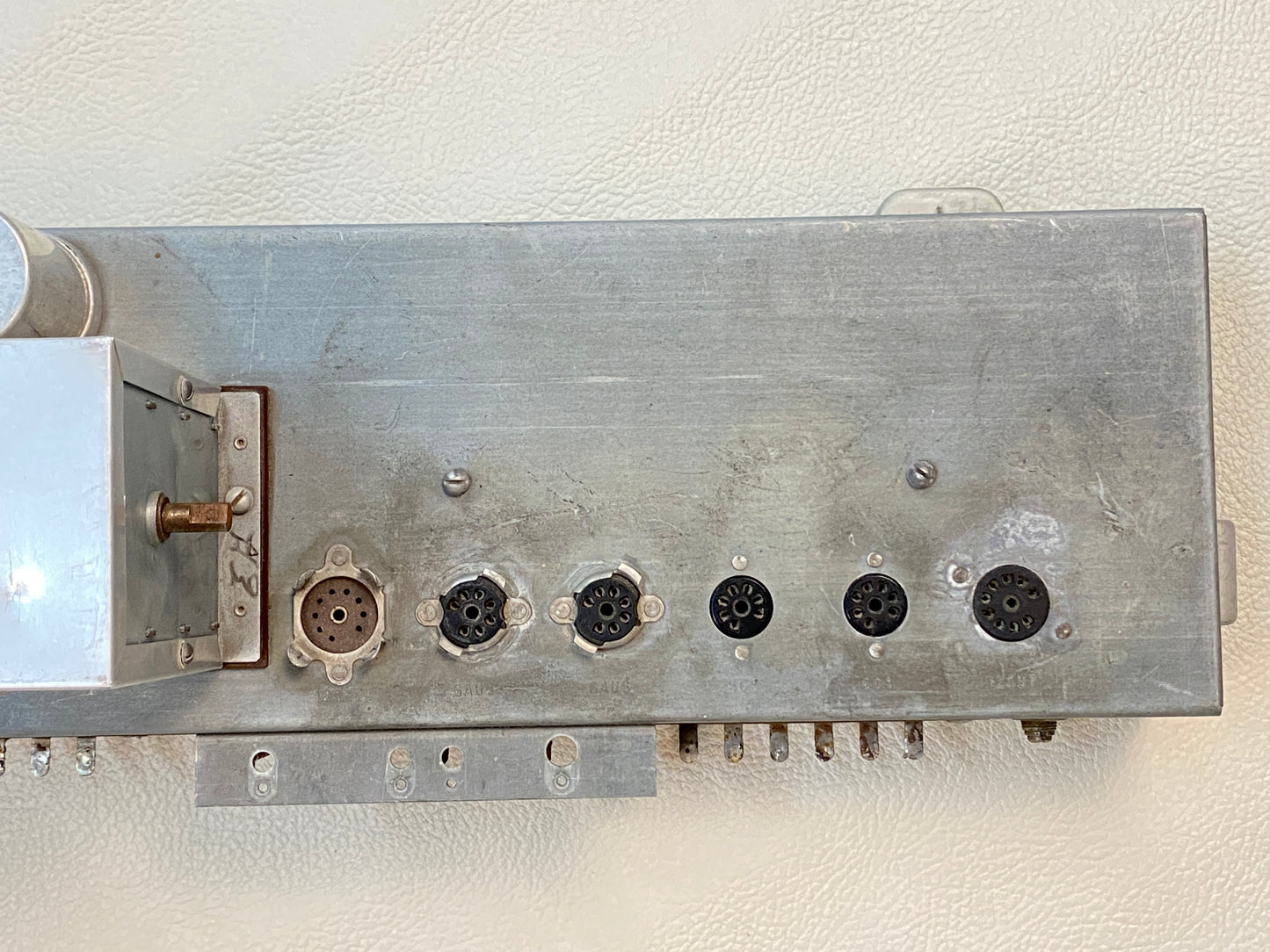 Hammond AO-28 Vintage Tube Organ Pre-Amplifier for B3, A-100