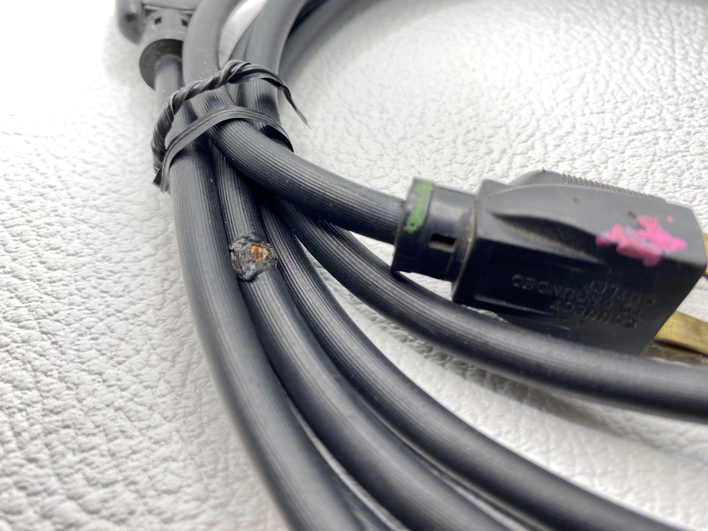 Wurlitzer 9’ Vintage 3-Prong Oval Power Cable for Model 200 and Early 200a