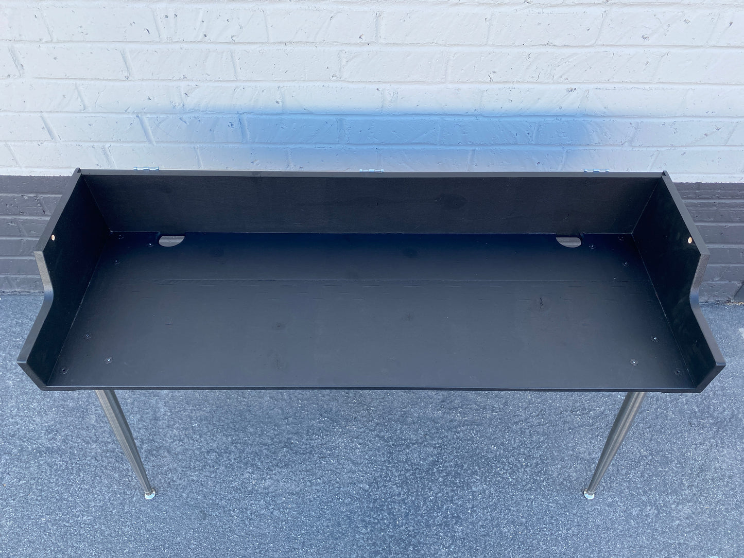 CV Keyboards Wurlitzer 140 Vintage-Style Piano Shell Keyboard Stand