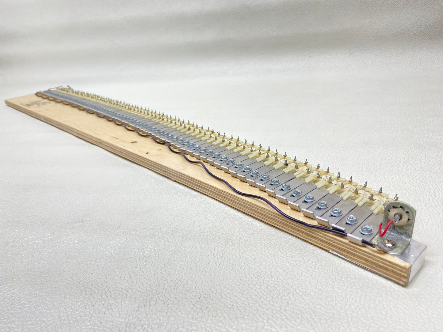 Rhodes Mark II 73 White Coil Pickups Rail Electric Piano Vintage Original 1981