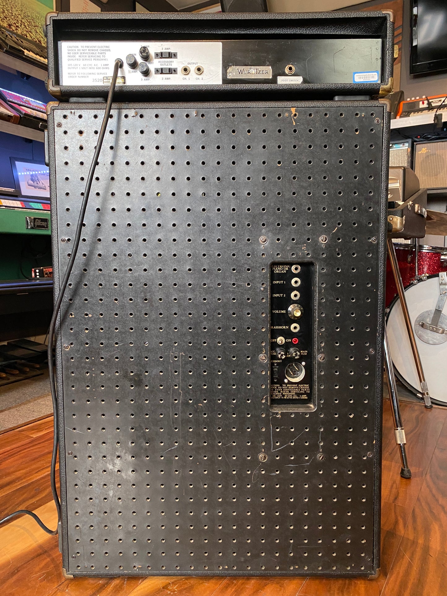 Wurlitzer 7100 Solid State Stereo Vintage 8x8” Amp & 7250 Brass Horn 1960s