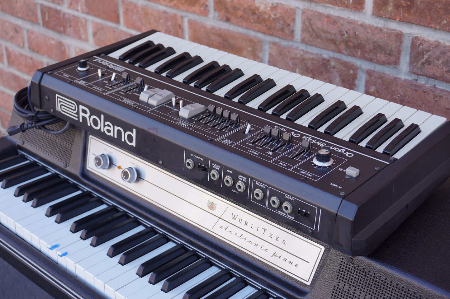 Roland RS-09 String and Organ Synthesizer
