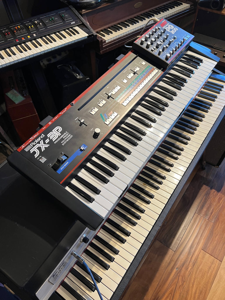 Roland JX-3P Analog Polyphonic Synthesizer with PG200 Programmer