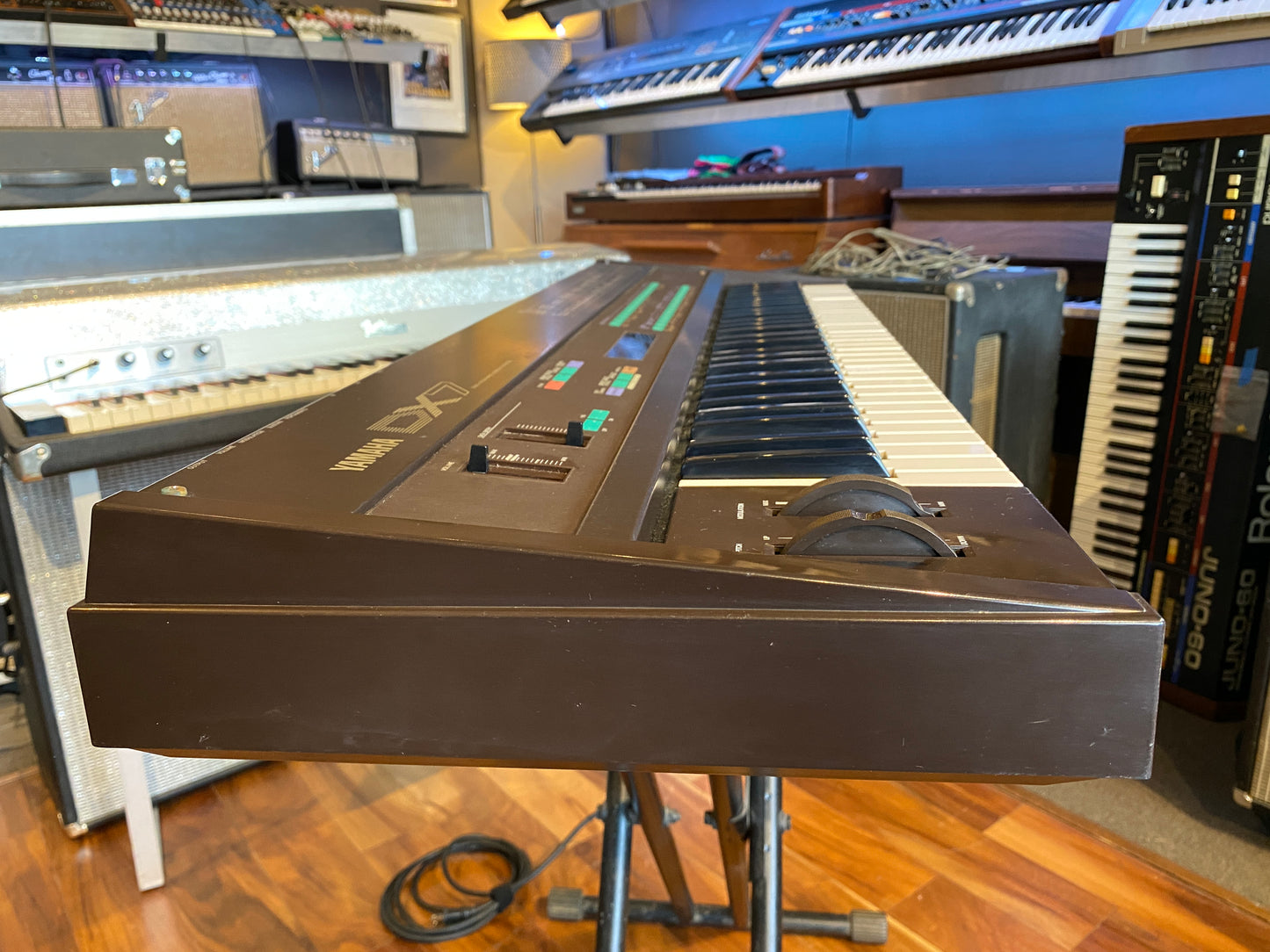 Yamaha DX7 Vintage 61-Key Digital FM Synthesizer Keyboard 1980s Pro Serviced