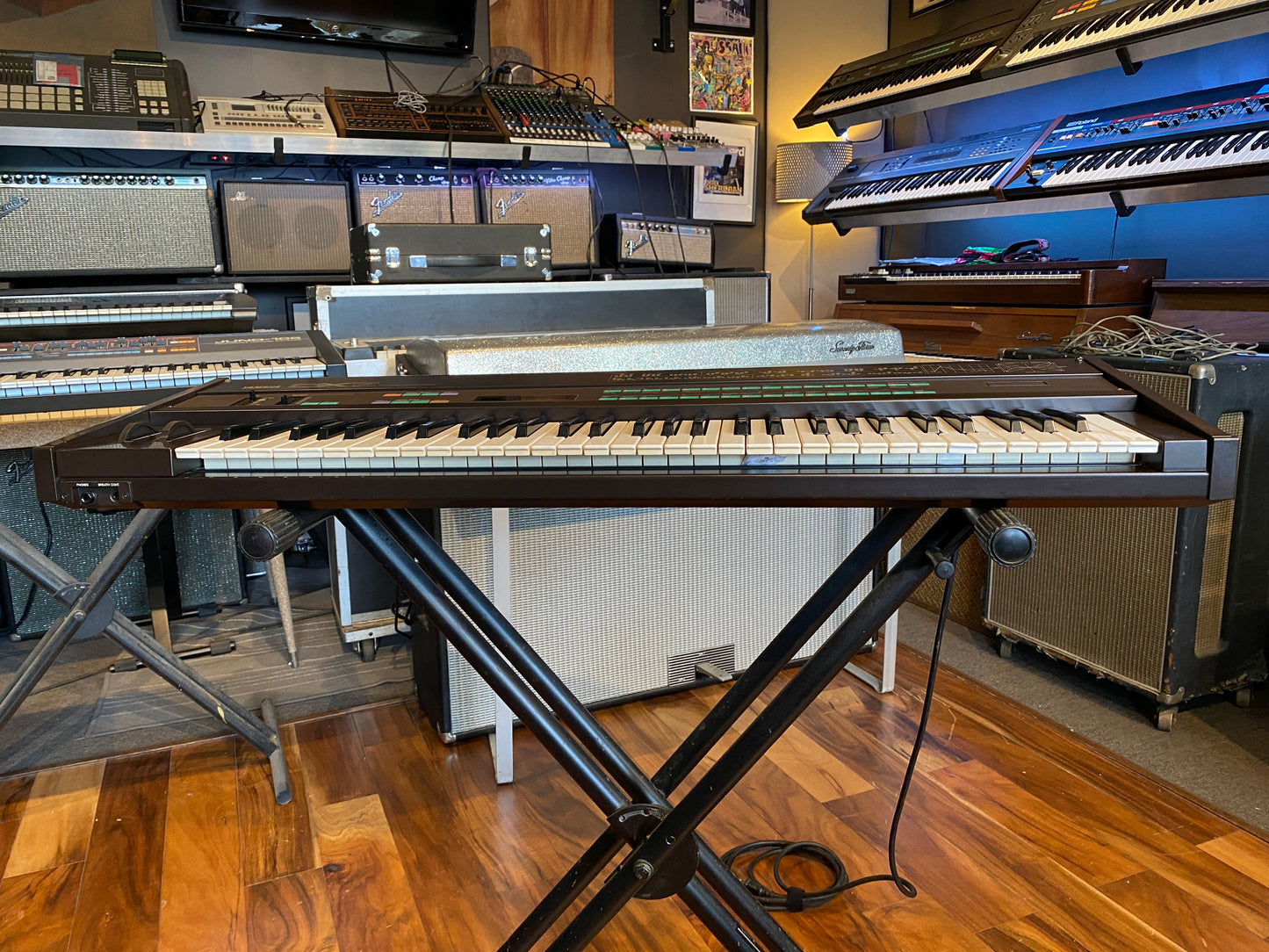 Yamaha DX7 Vintage 61-Key Digital FM Synthesizer Keyboard 1980s Pro Serviced