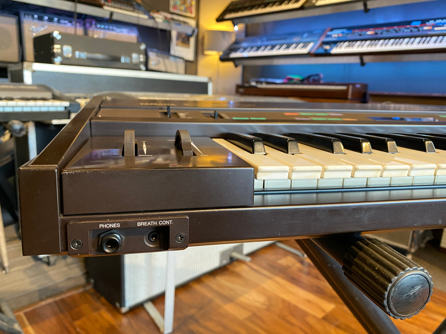 Yamaha DX7 Vintage 61-Key Digital FM Synthesizer Keyboard 1980s Pro Serviced