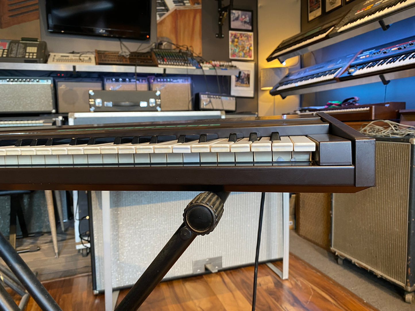 Yamaha DX7 Vintage 61-Key Digital FM Synthesizer Keyboard 1980s Pro Serviced