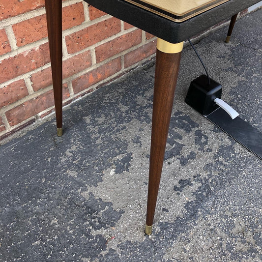 Wurlitzer 200/200A Walnut wood legs with brass hardware