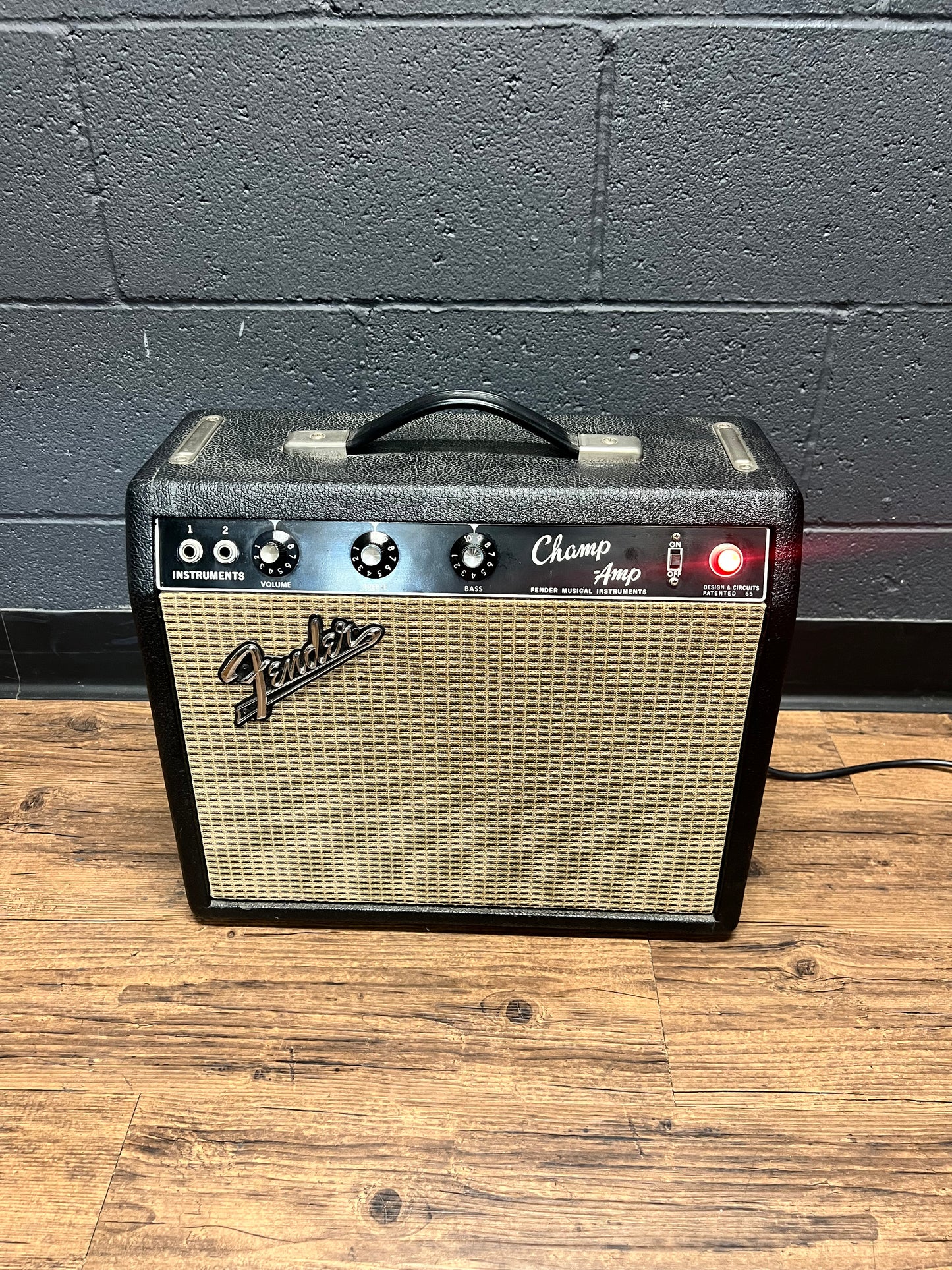 1965’ Fender ‘Blackface’ Champ Amp vintage original serviced