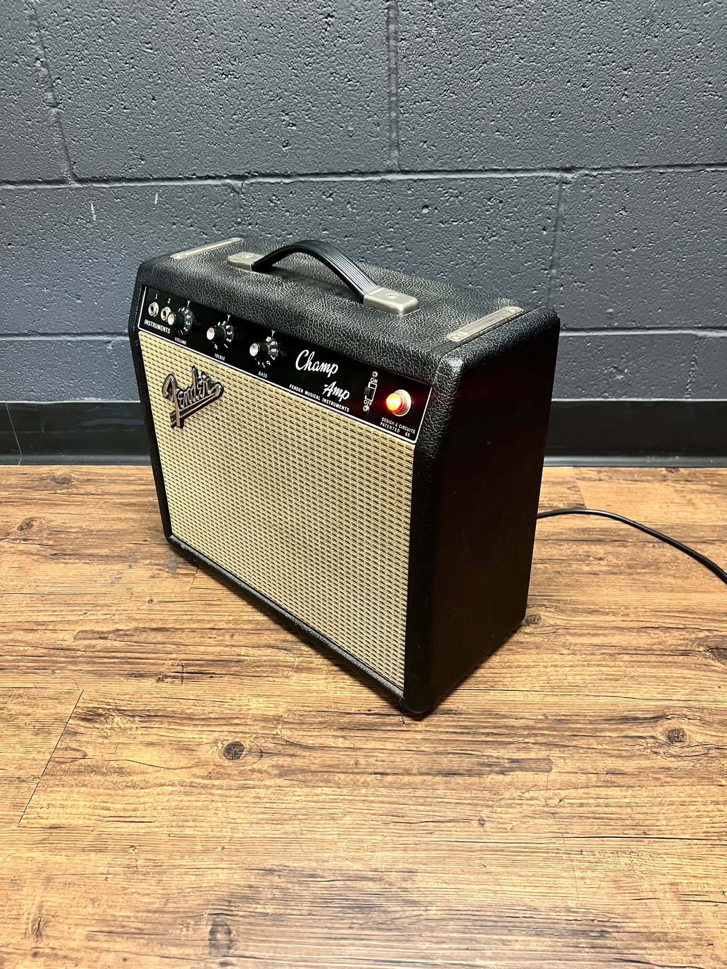 1965’ Fender ‘Blackface’ Champ Amp vintage original serviced