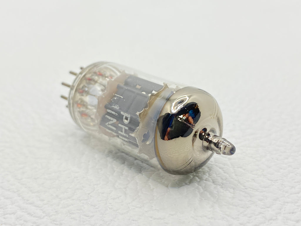 Philips Miniwatt ECC83 NOS preamp tube 12AX7 / 7025 röhre Philips Miniwatt ECC83 NOS preamp tube 12AX7 / 7025 röhre