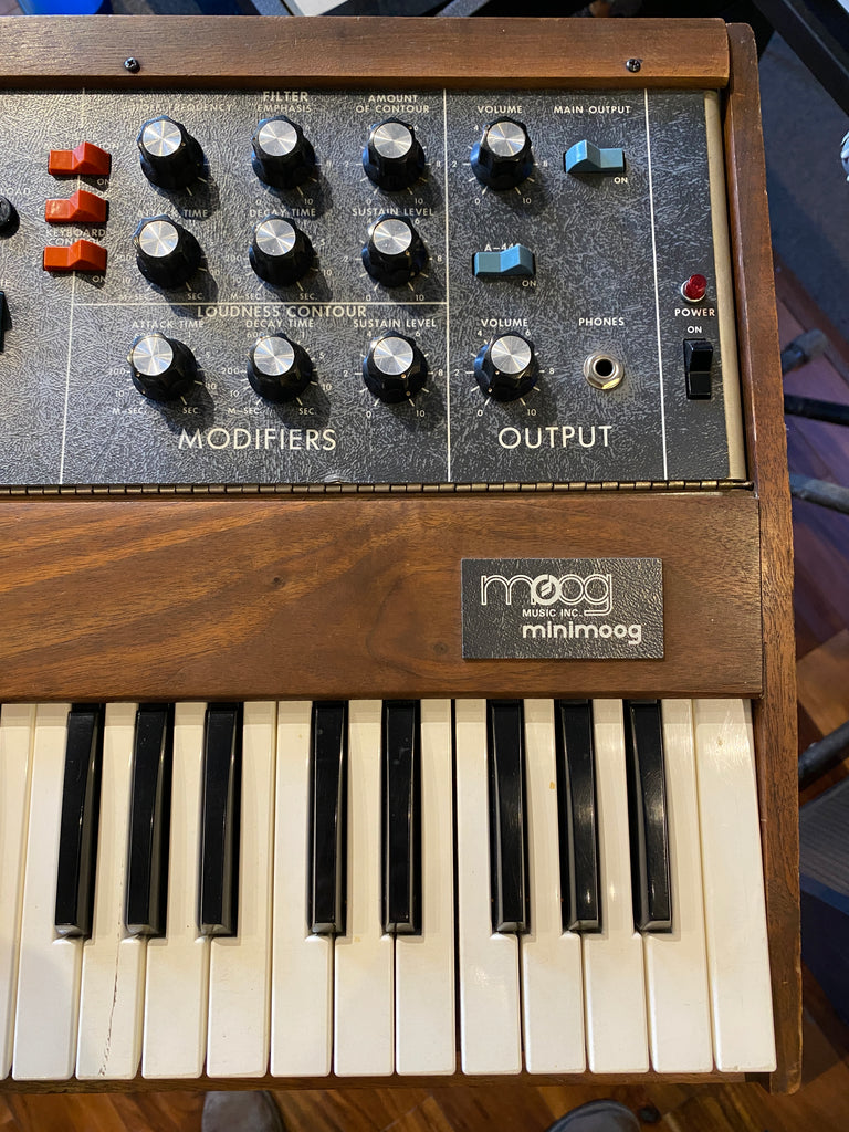 Moog Minimoog Model D 44-Key Monophonic Synthesizer Walnut 1973