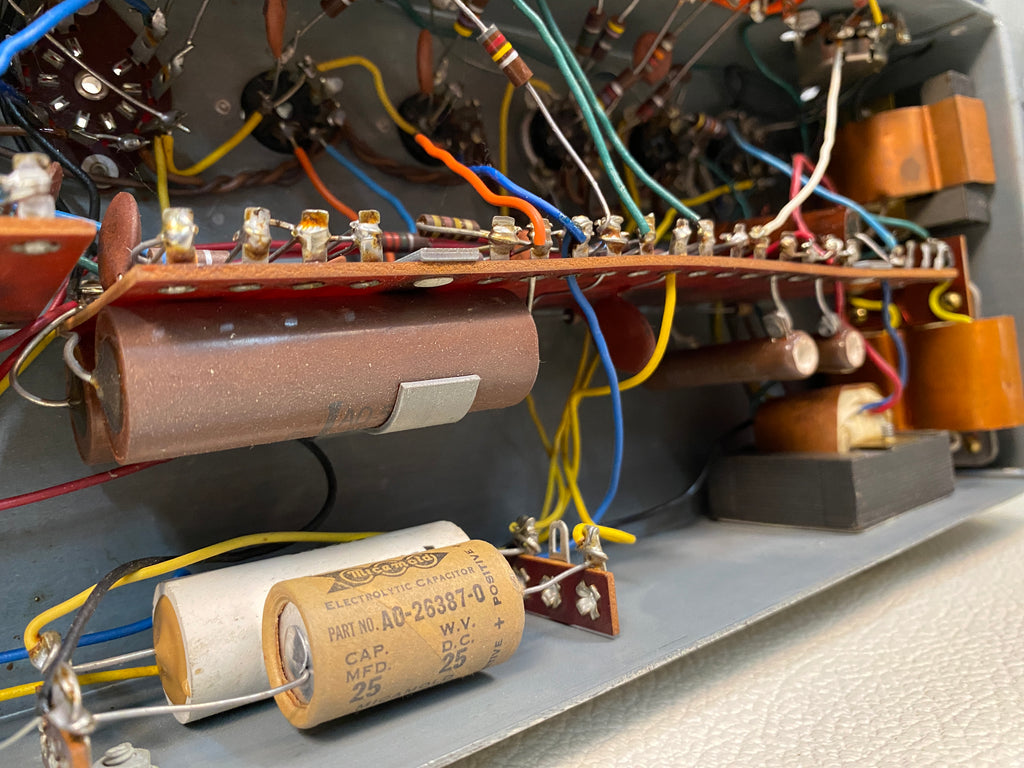 Hammond AO-28 Vintage Tube Organ Pre-Amplifier for B3, A-100