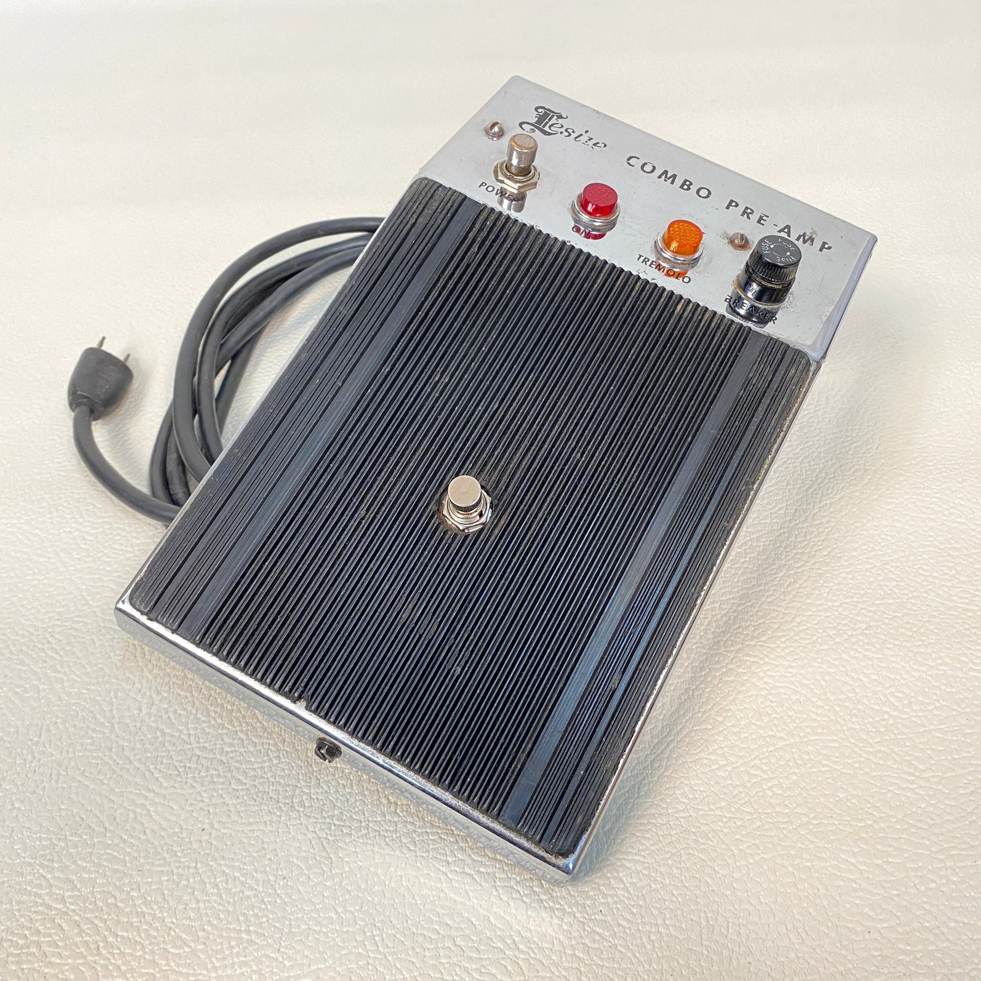 pedal leslie Leslie Combo Pre-Amp Vintage Footswitch Pedal Model 020875 for 145 / 1 – Custom Vintage Keyboards