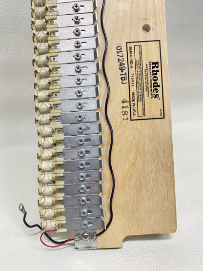 Rhodes Mark II 73 White Coil Pickups Rail Electric Piano Vintage Original 1981