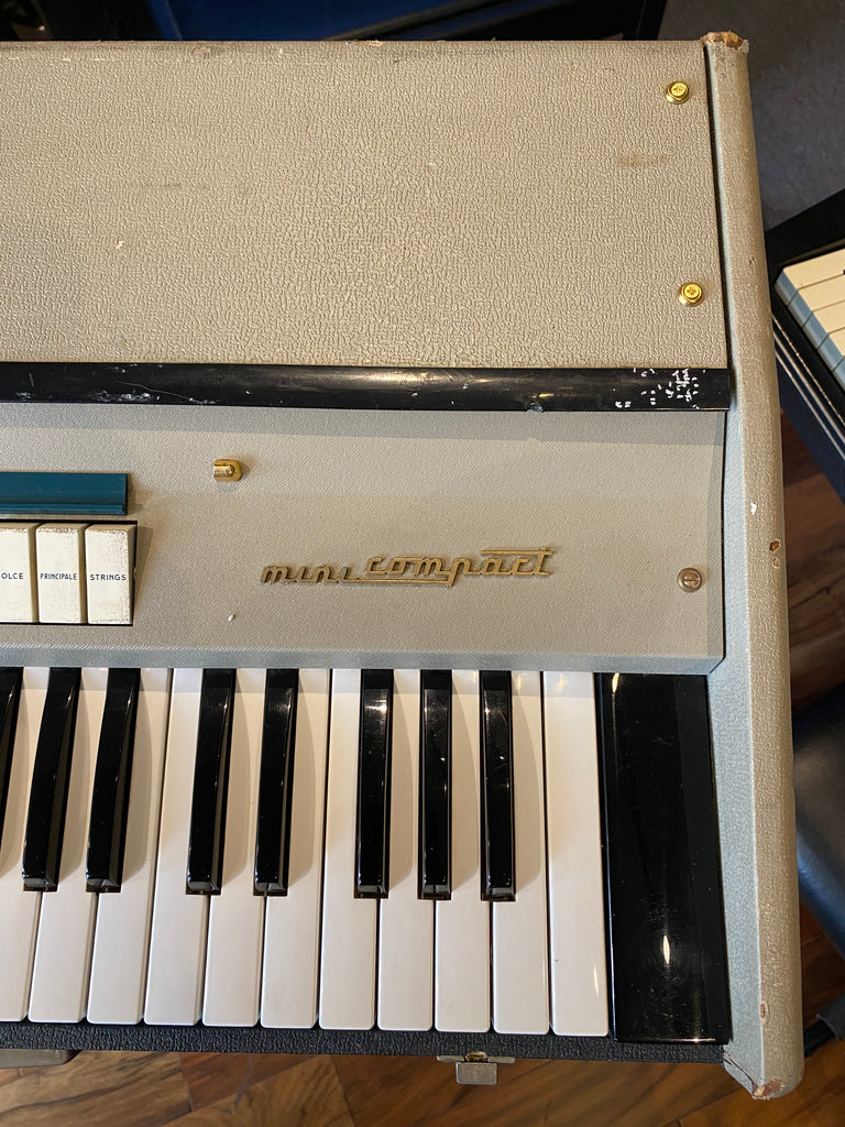 Farfisa Mini Compact Vintage Combo Organ 1960s Pro Serviced