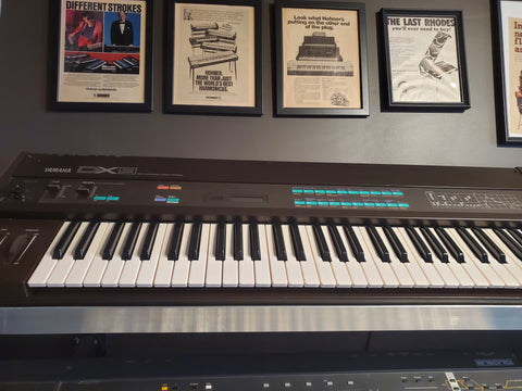 Yamaha DX9 Programmable Algorithm Synthesizer 61-Key Vintage Digital Keyboard 1980s Pro Serviced