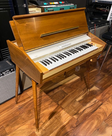 Hohner Reed Organ