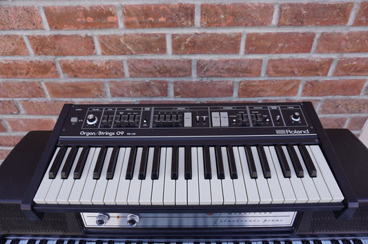 Roland RS-09 String and Organ Synthesizer