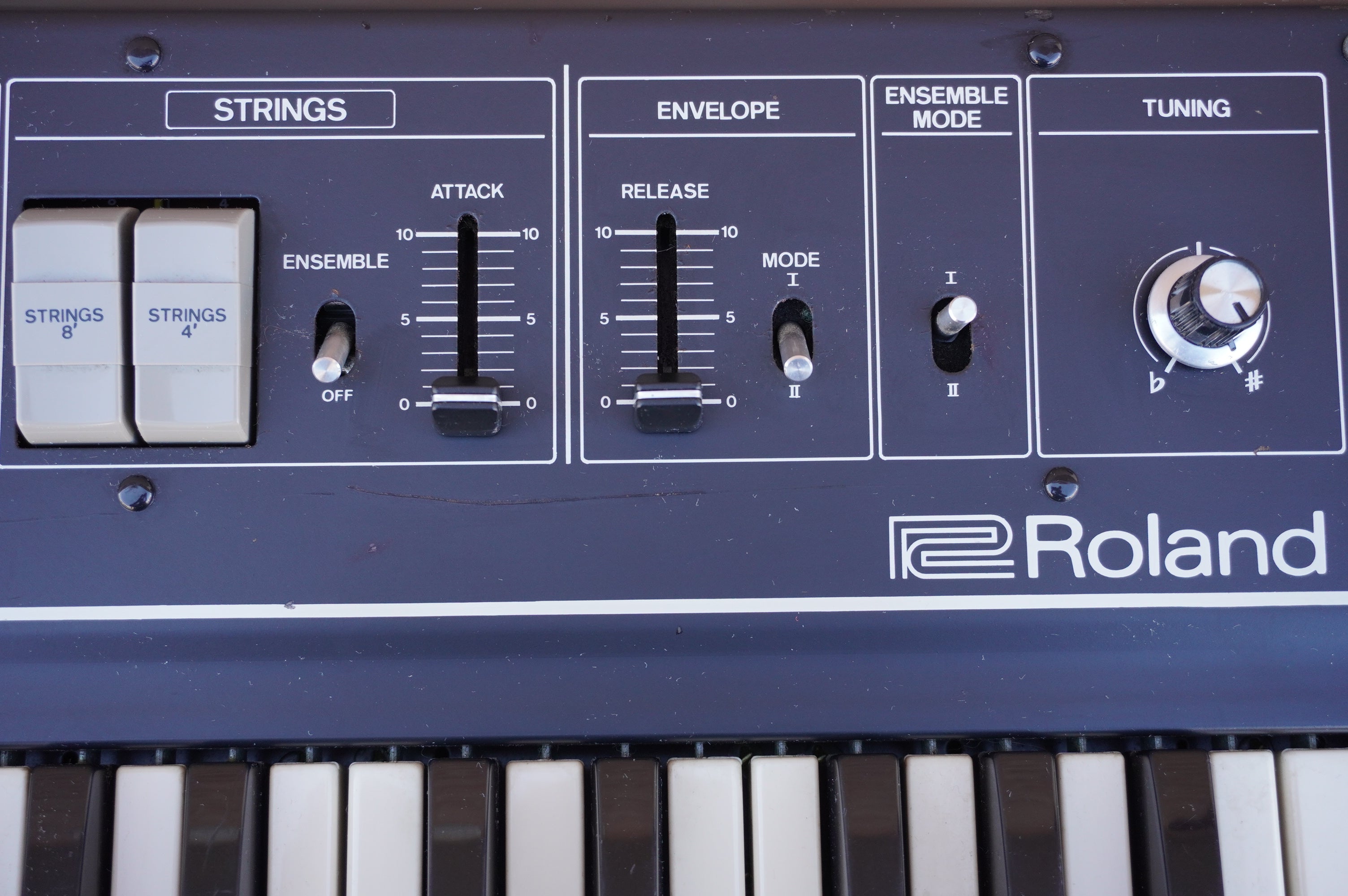 Roland RS-09 Organ Strings ケース付 XZ 3673 1.jpg