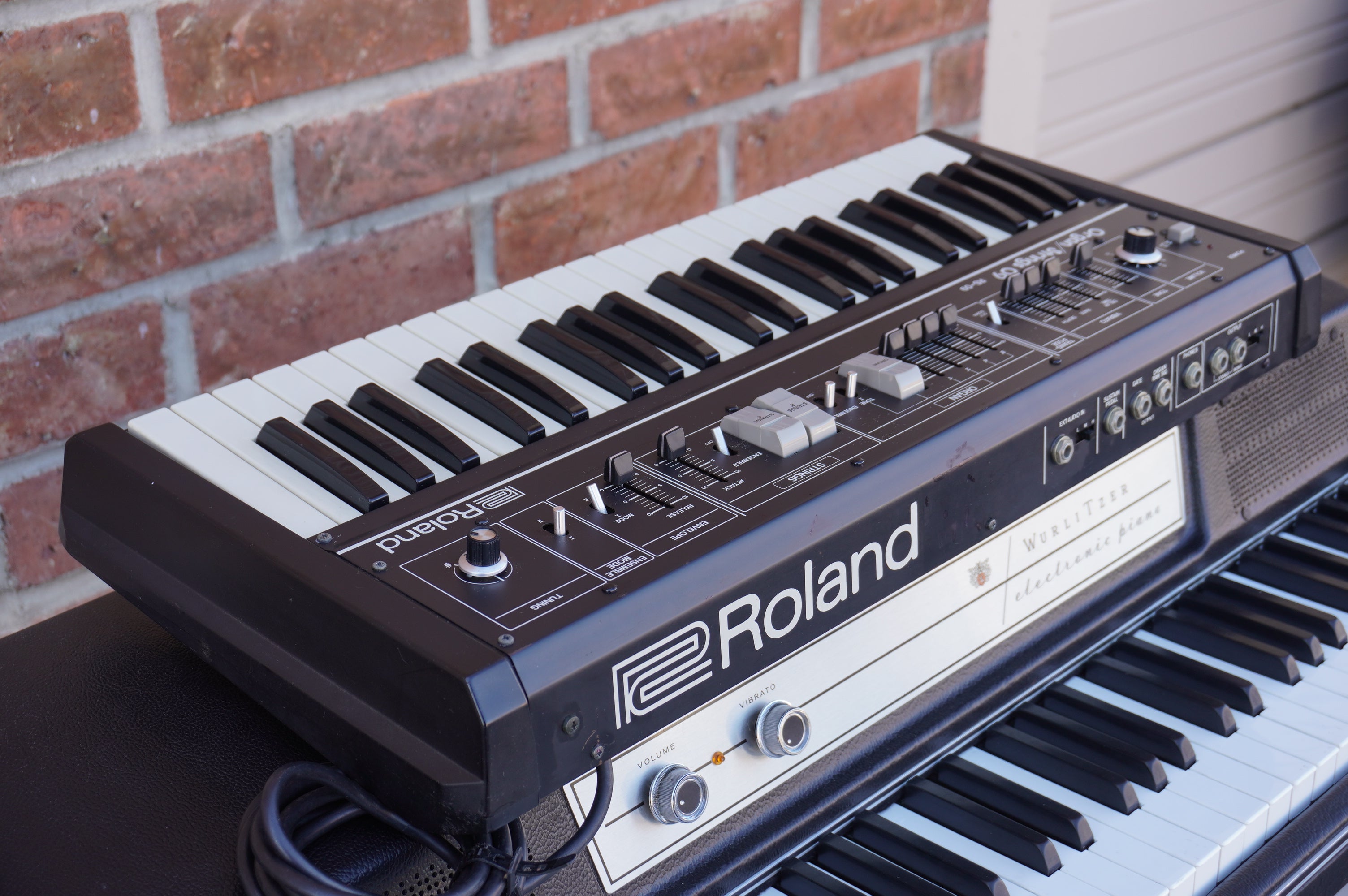 Roland RS-09 Organ Strings ケース付 XZ 3673 MATRIXSYNTH: Roland RS-09 Organ Strings 09 Synthesizer