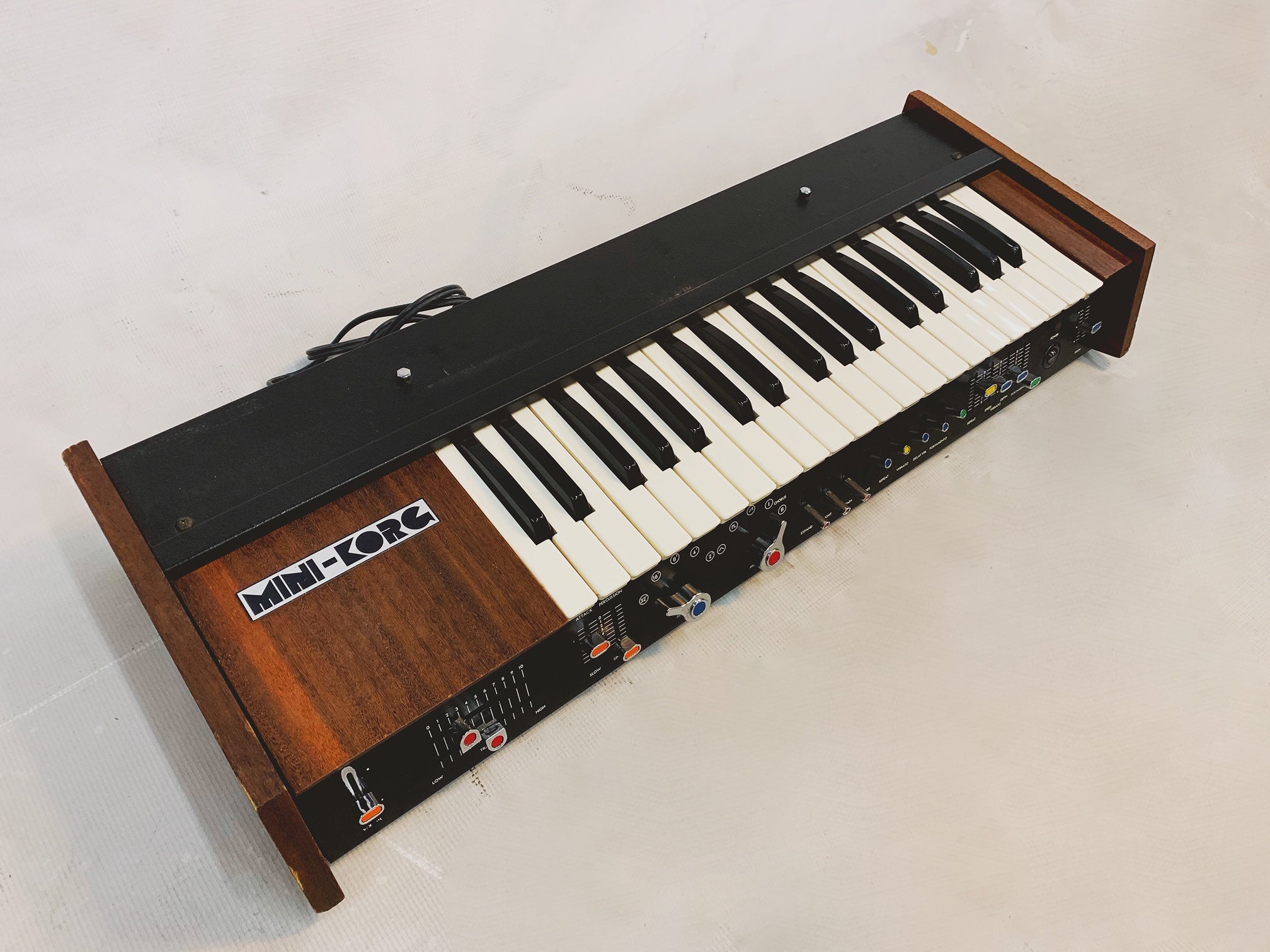 Mini Korg – Custom Vintage Keyboards