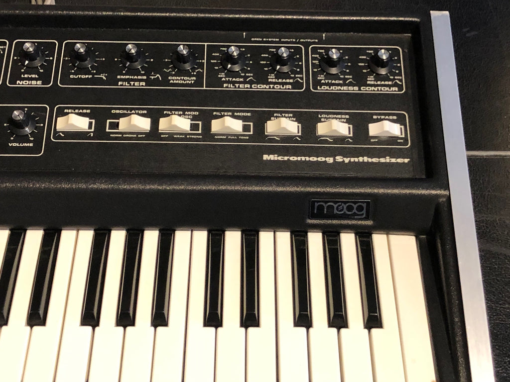 Moog Micromoog Model 2090 Monophonic Analog Synthesizer