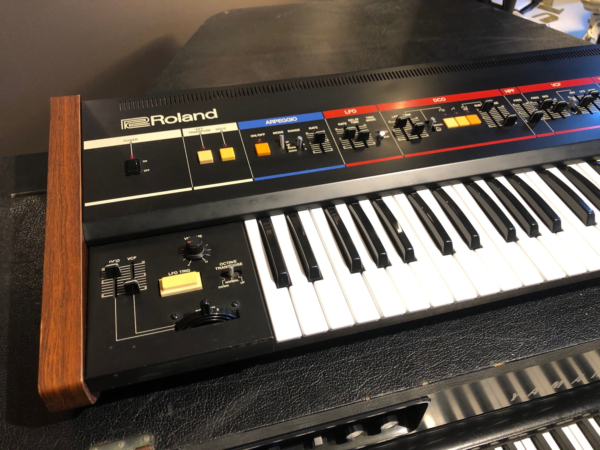 Roland Juno-6 Polyphonic Analog Synthesizer – Custom Vintage