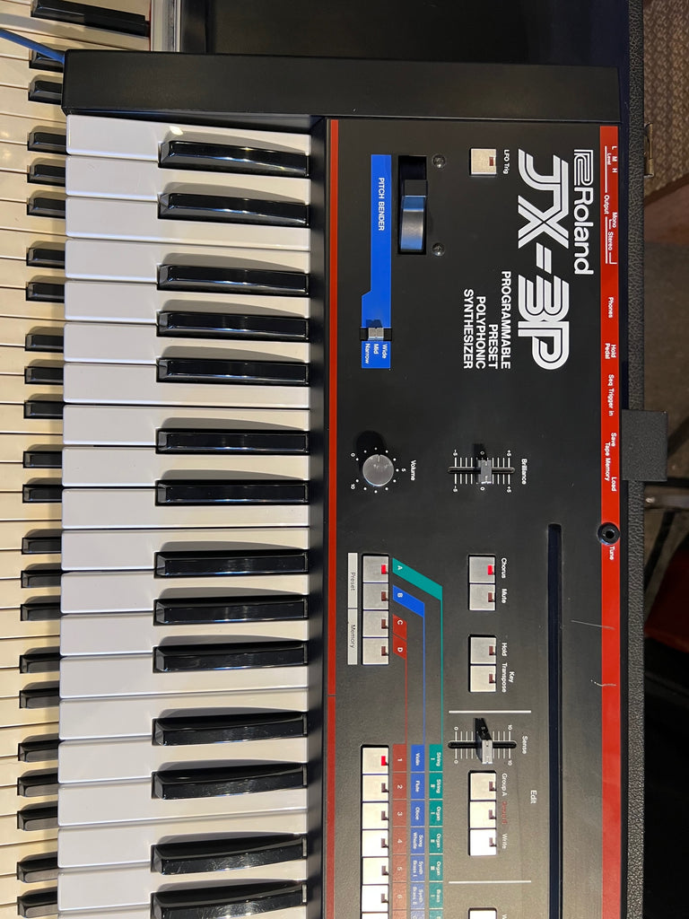 Roland JX-3P Analog Polyphonic Synthesizer with PG200 Programmer