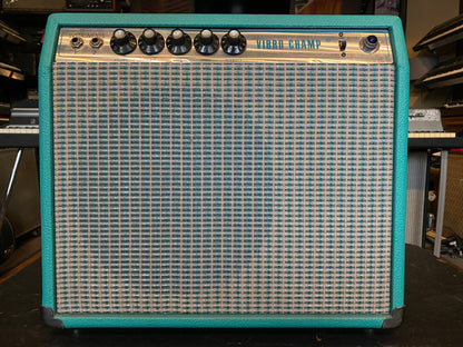 Fender Vibro Champ 6W 1x10" Tube Combo Amp Custom Seafoam Green Cab 1976 Silver