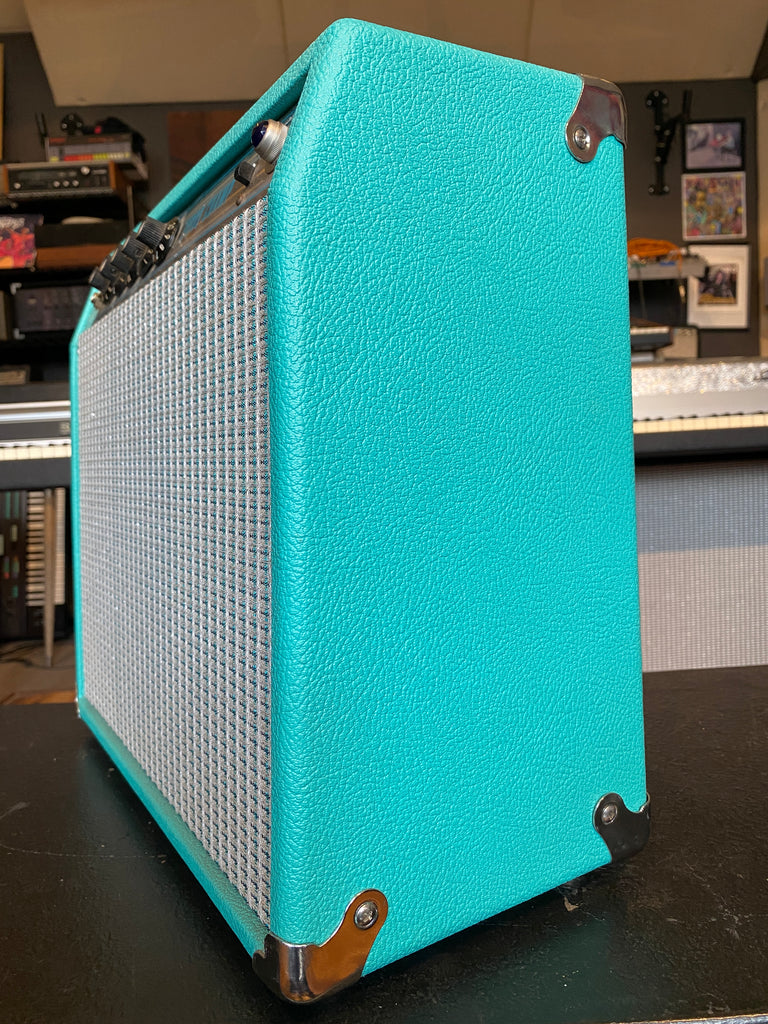 Fender Vibro Champ 6W 1x10" Tube Combo Amp Custom Seafoam Green Cab 1976 Silver