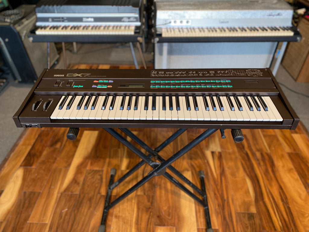 Yamaha DX7 Vintage 61-Key Digital FM Synthesizer Keyboard 1980s Pro Serviced