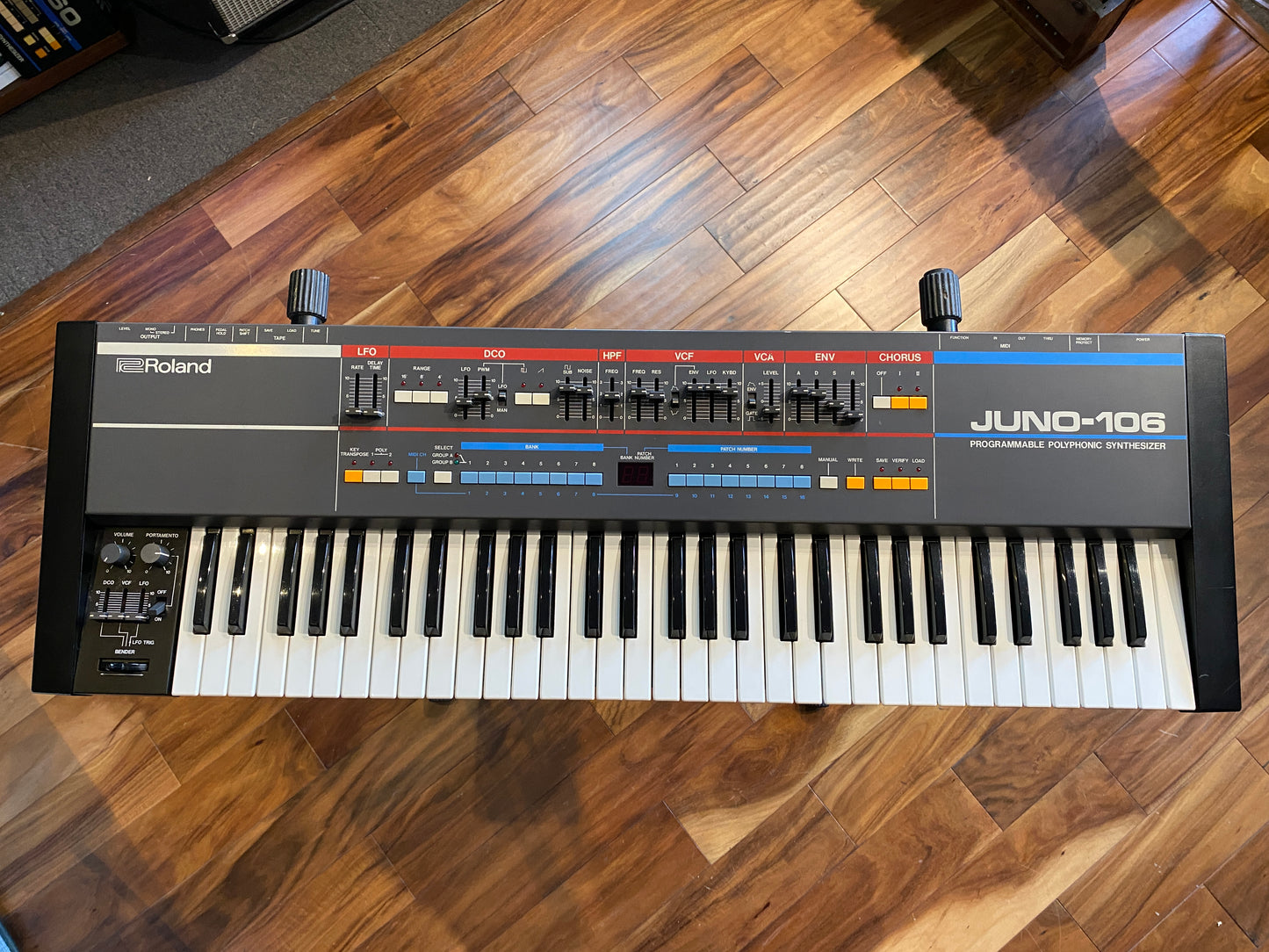 Roland Juno-106 61-Key Vintage Polyphonic Synthesizer Keyboard 1984 Pro Serviced