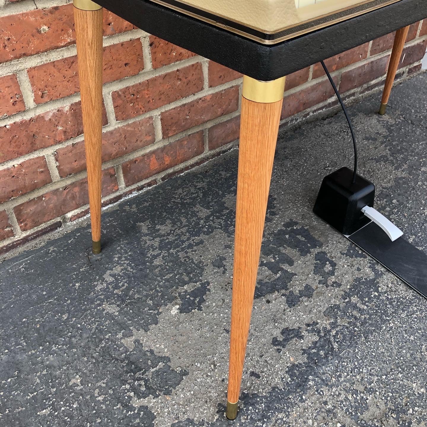 Wurlitzer 200/200A Natural Oak Wood Legs with Brass Hardware